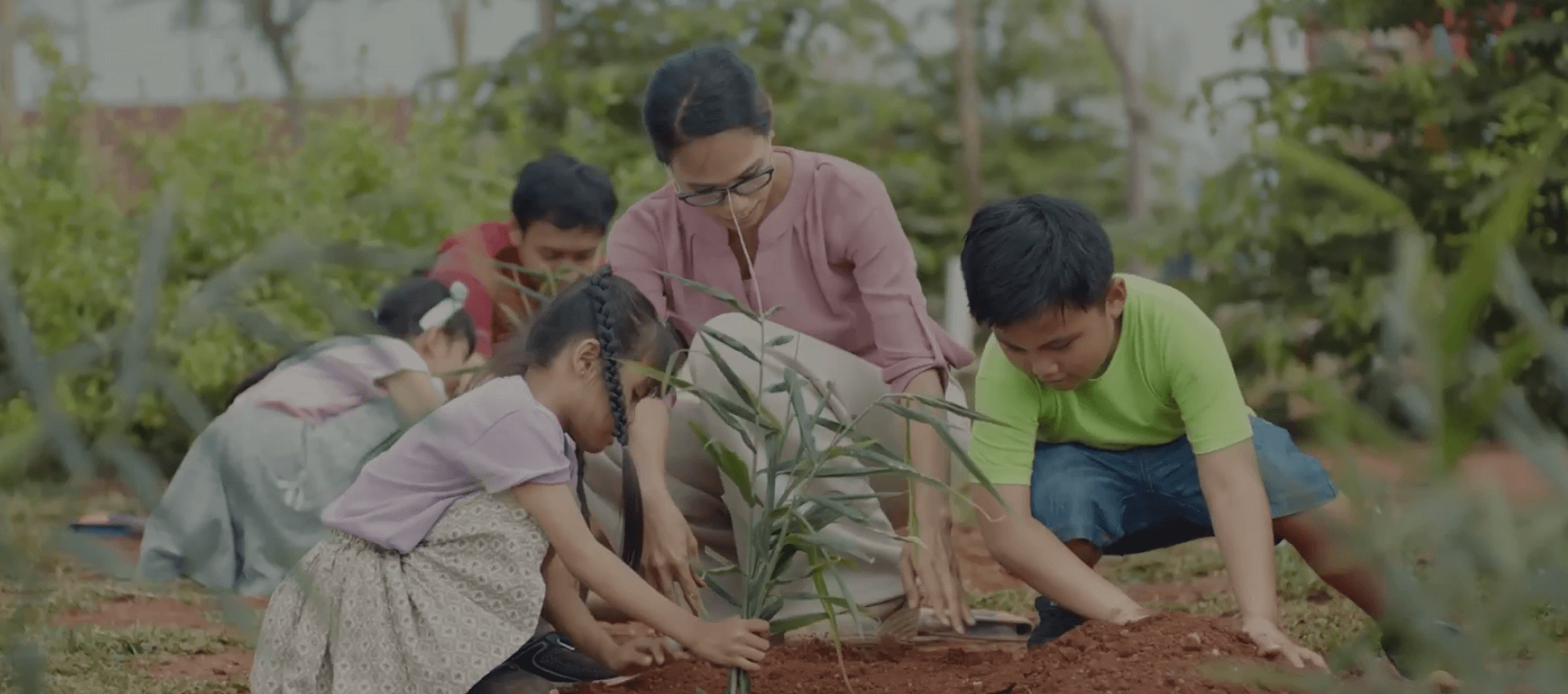 Committed to doing Sustainable Development Goals in order to create growth and sustainable business.